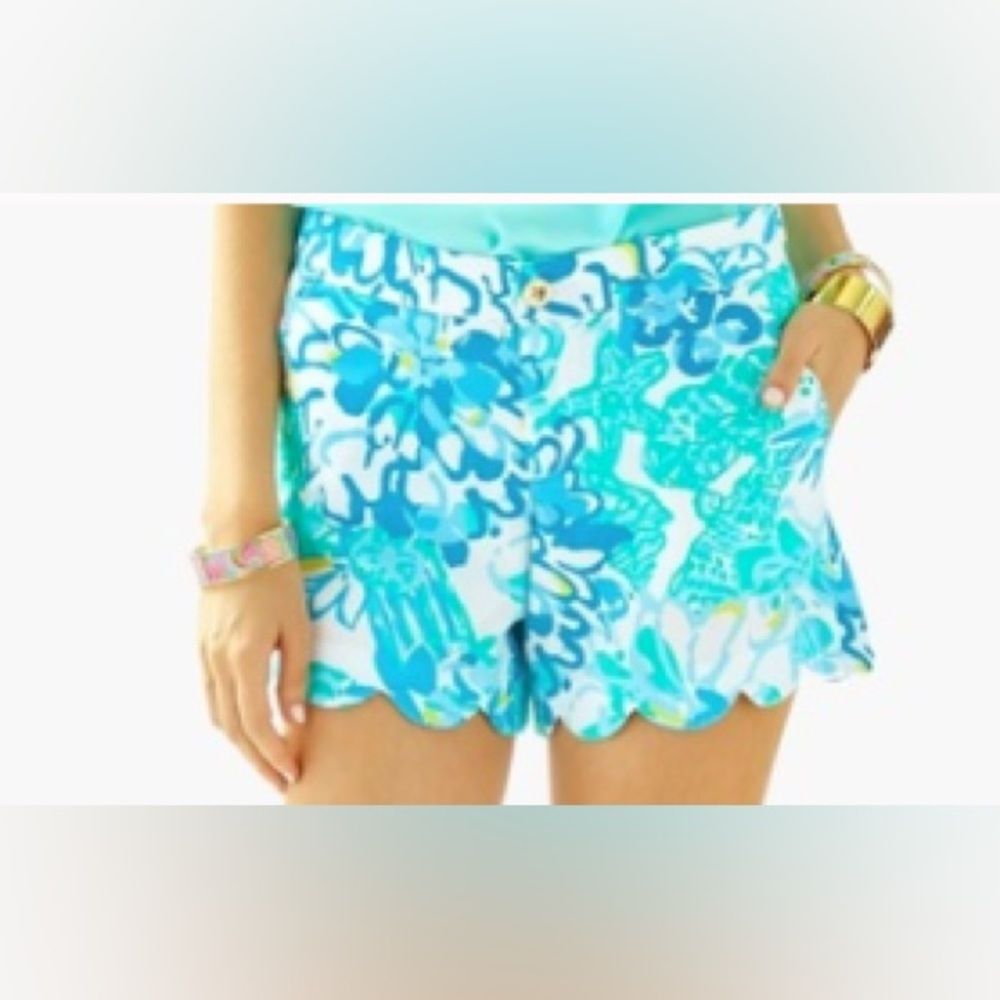 Lilly Pulitzer Turquoise Blue Floral Scallop Hem Shorts size 6